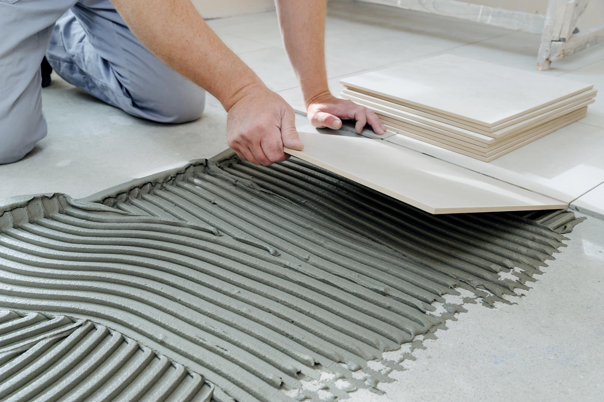 Pose de carrelages blancs